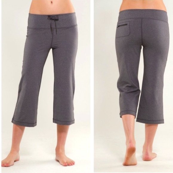 Lululemon Relaxed Fit Crop II - Picture 1 of 12